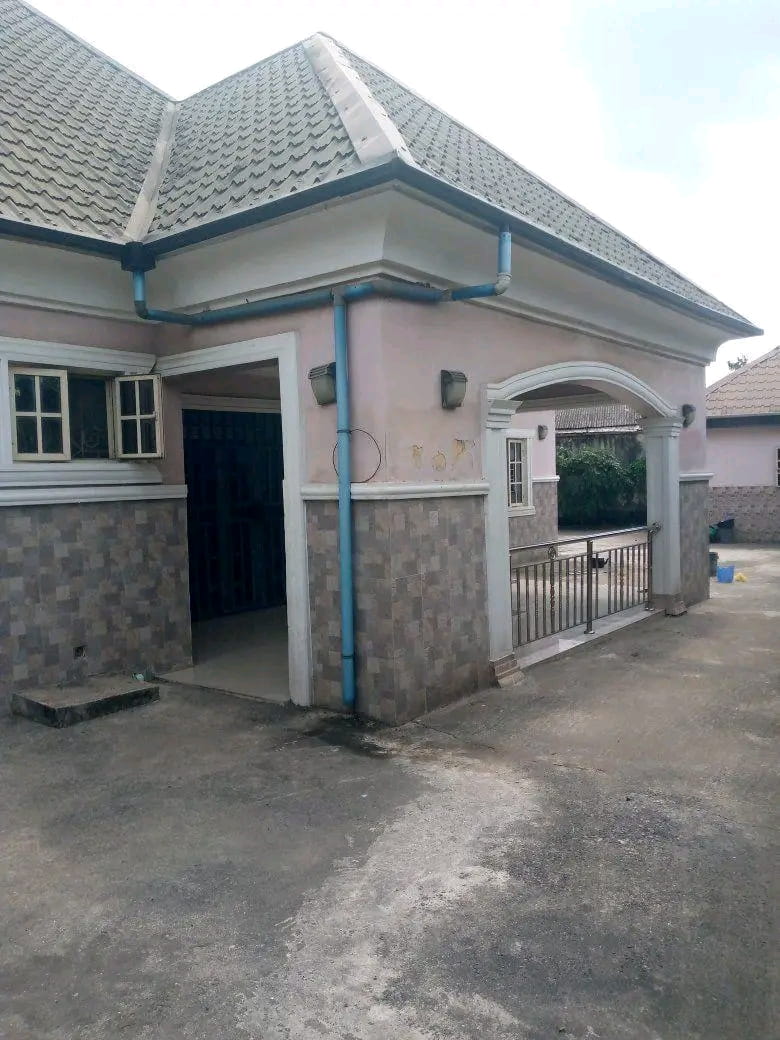 Standard 5-bedroom Flat For Sale